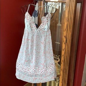Victoria Secret Nightie -size M